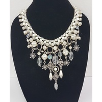 Wax Pearl Collier