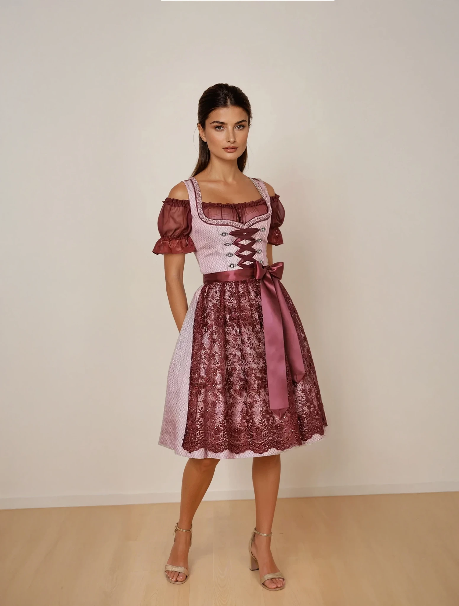 Mini Dirndl "Marcia" Mini Dirndl "Marcia"