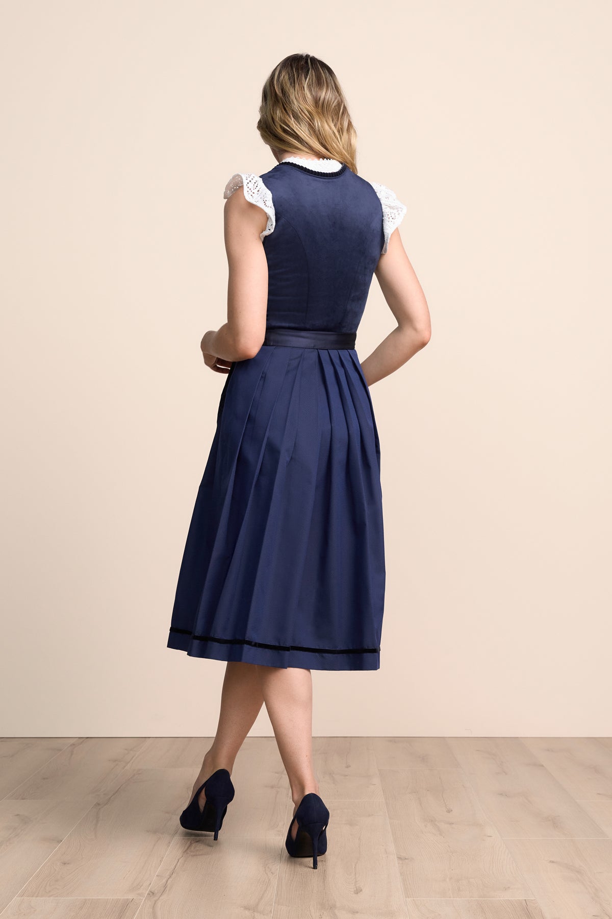 Midi Dirndl "Elenora"