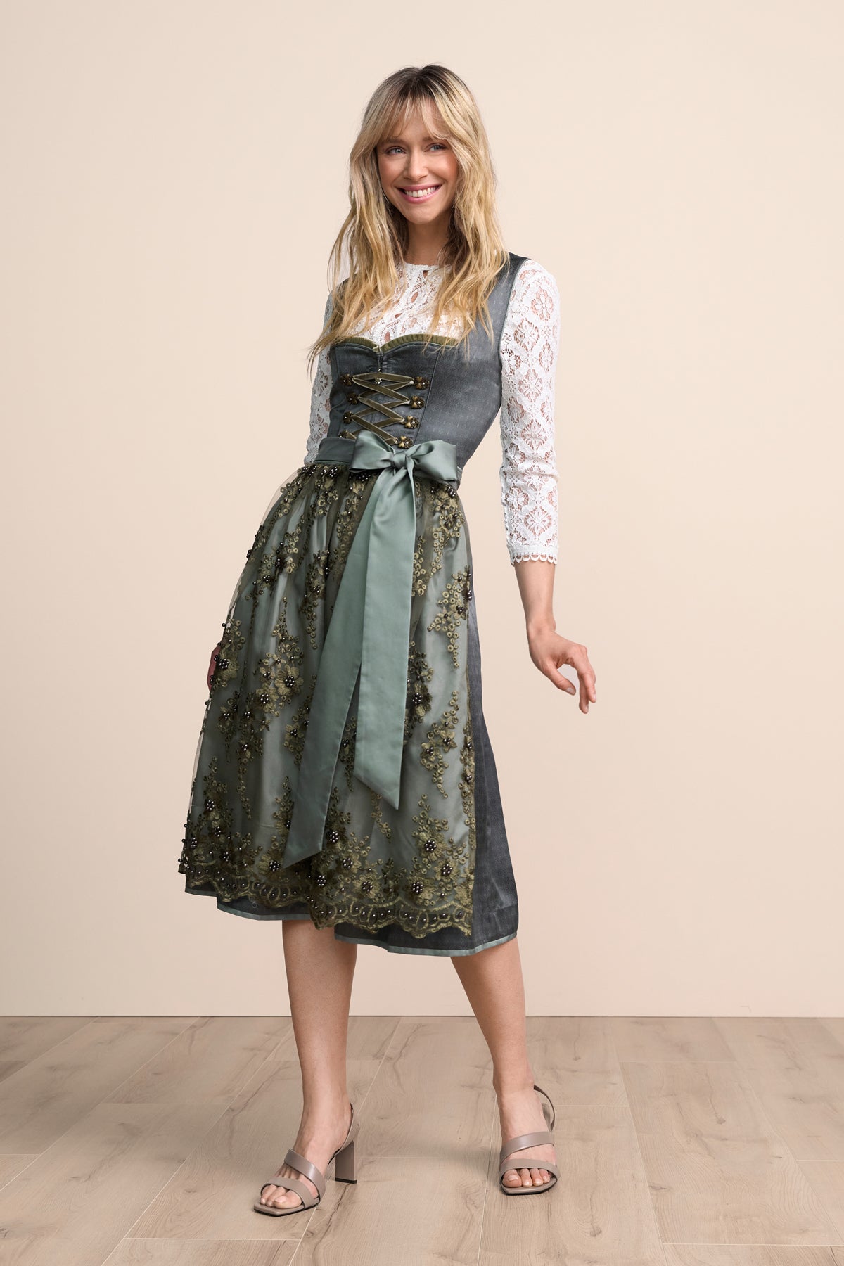 Midi Dirndl "Lunessa"