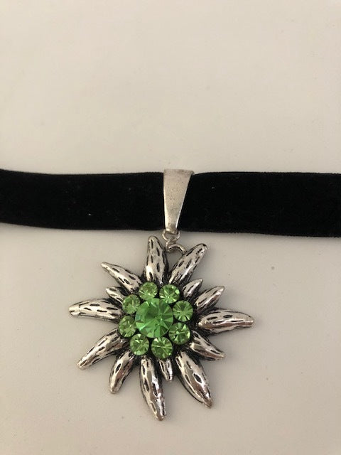 Dirndl Spangerl Rose Gold with Necklace