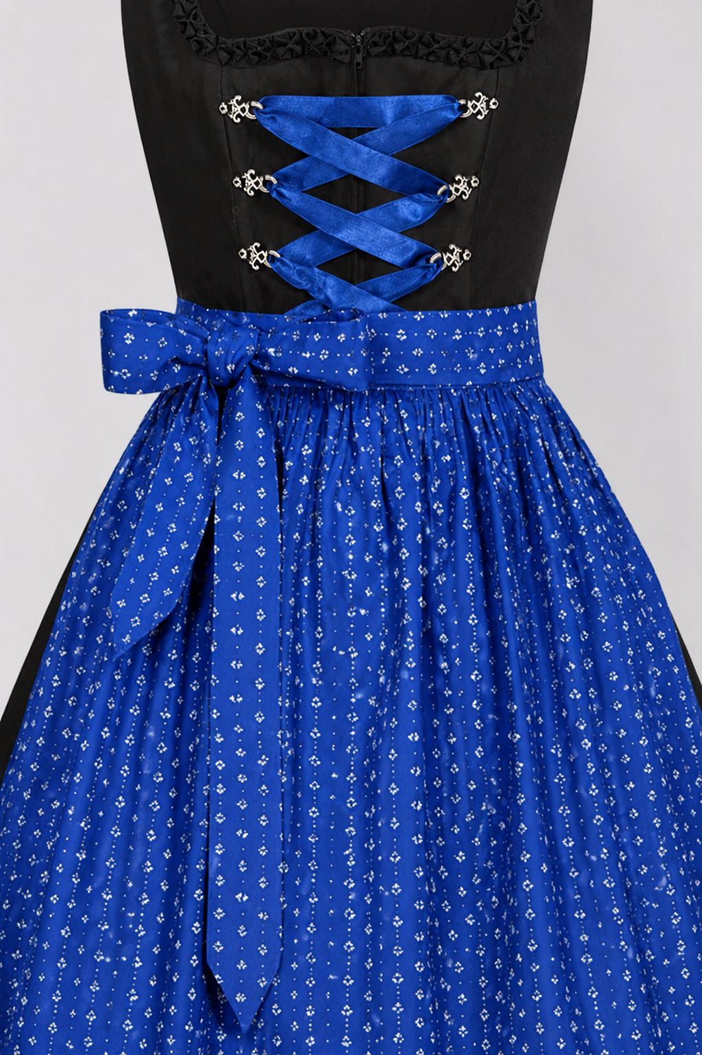 The Blue Dirndl - Ladies' Oktoberfest Dirndl Bundle
